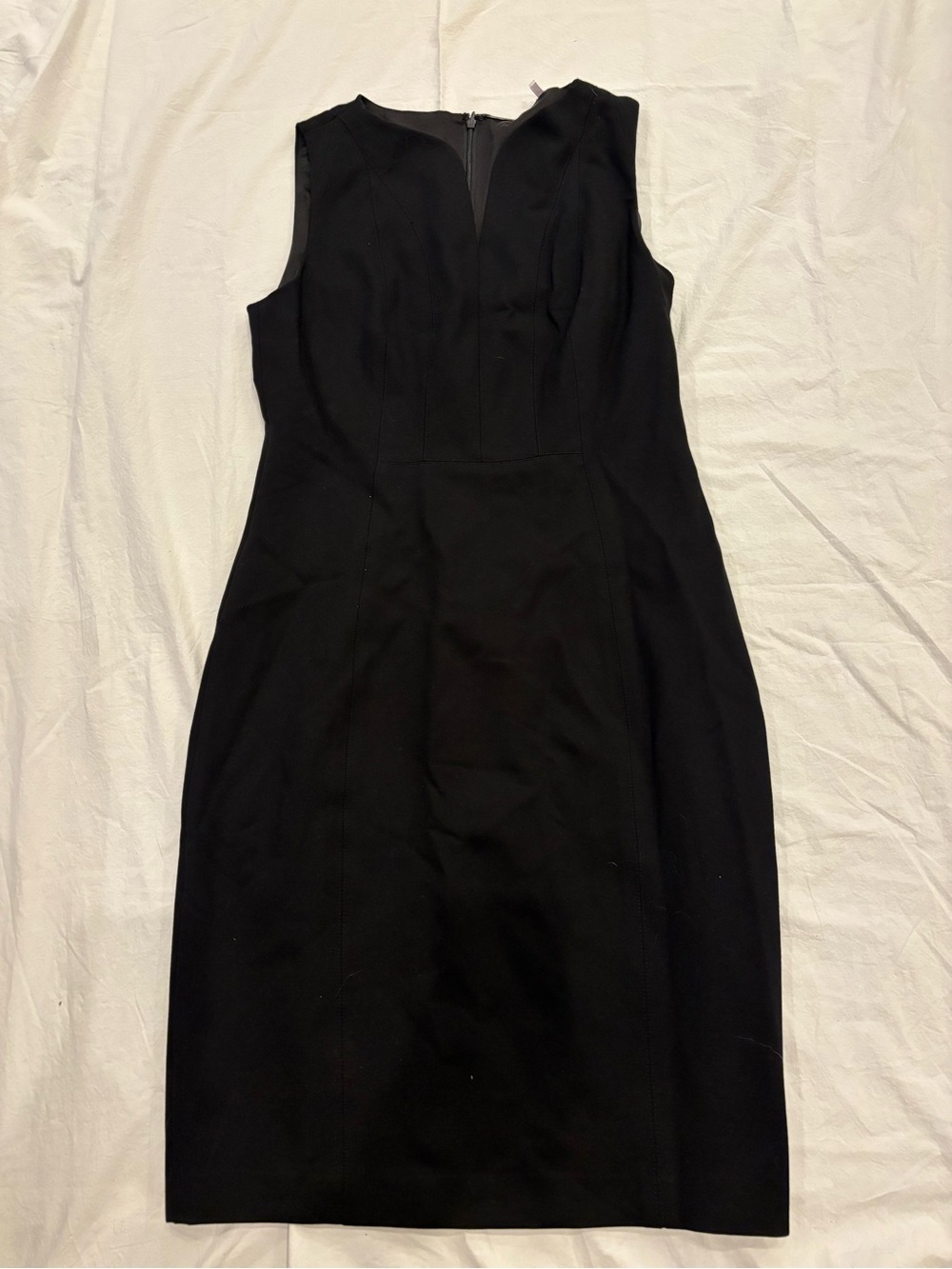 Elie Tahari Black Sleeveless Sheath Dress